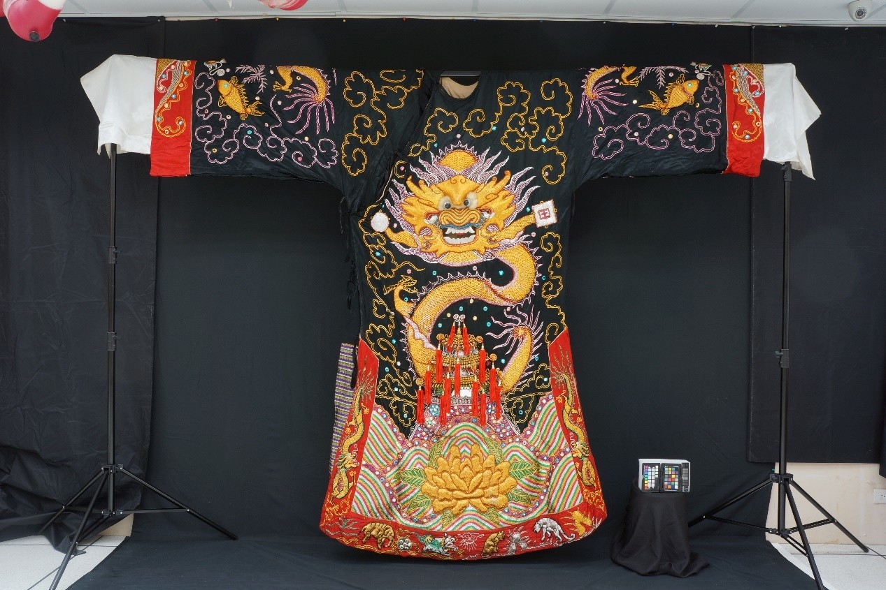 頭城東嶽廟陰陽司大身尪的工藝特色（三）袍服