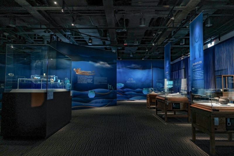 「勁水國寶」特展以「水」為題，由故宮與蘭陽博物館共同策劃，精選雙方各15件，共30件文物同台展出。