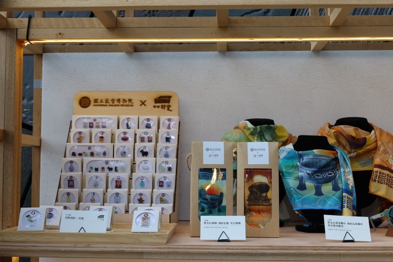 日日野餐及小創襪之商品