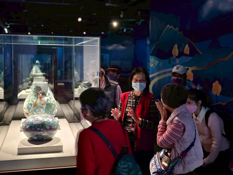 宜蘭縣政府呼籲民眾把握最後展期，親臨現場感受文物的魅力。